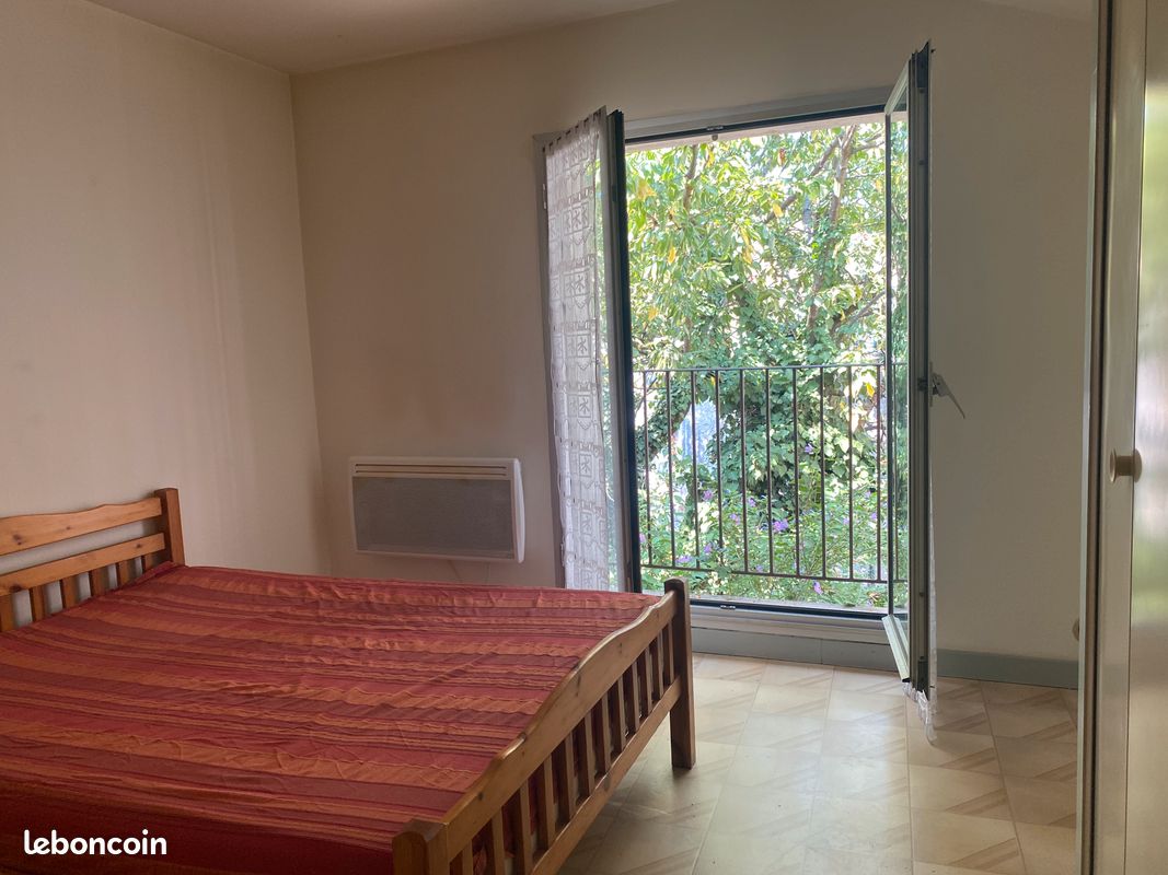 Appartement 2 pièces 25 m² · à Castres · 25 m² · 400 €