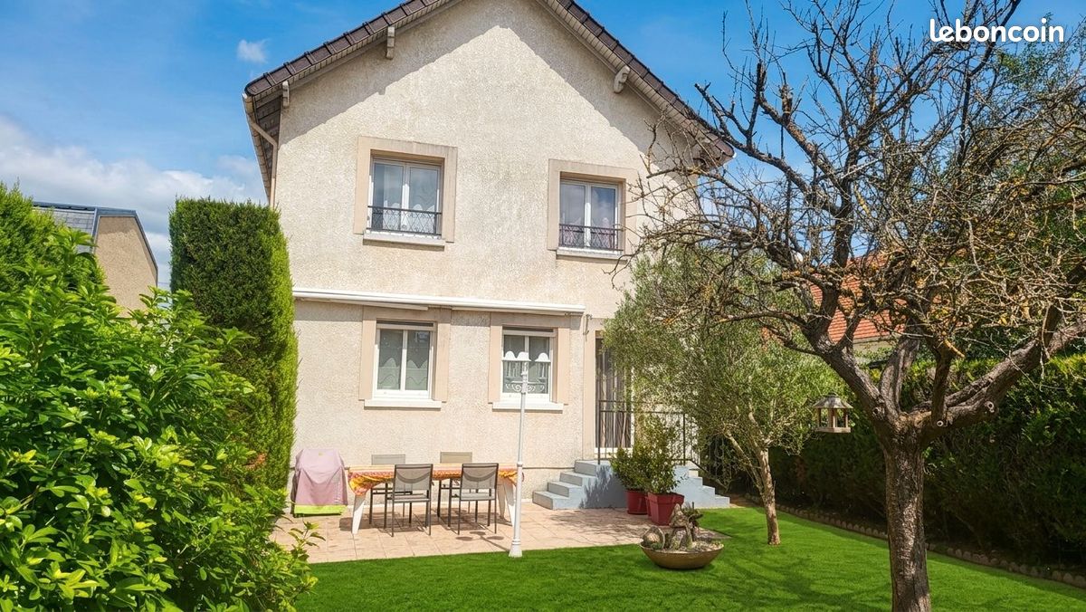 Maison 5 pièces 128 m² · à Mériel · 128 m² · 388 500 €
