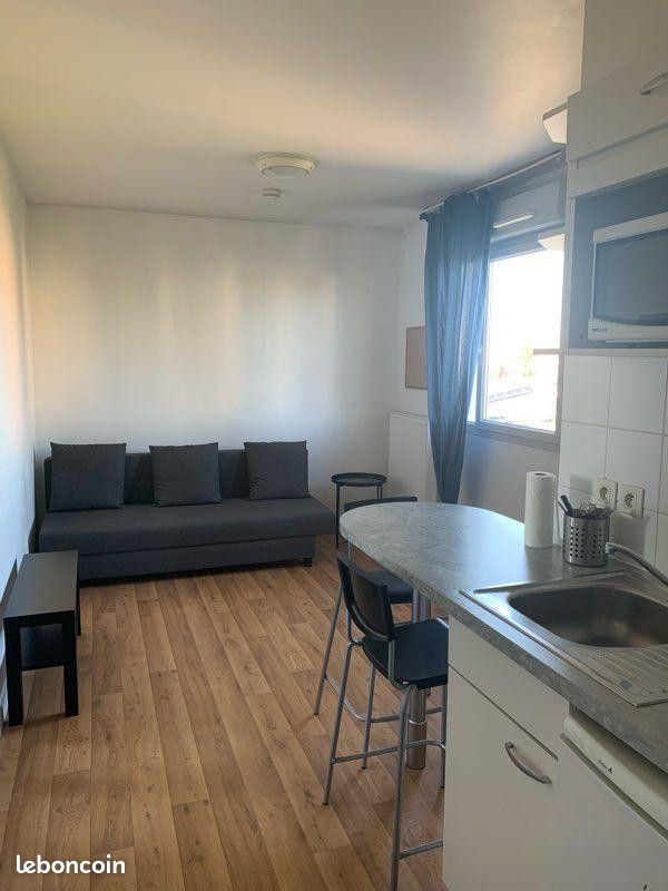 Appartement 1 pièce 18 m² · à Créteil · 18 m² · 750 €/mois