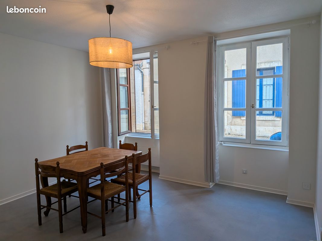 Appartement 3 pièces 46 m² · à Saint-Amand-Montrond · 46 m² · 495 €/mois
