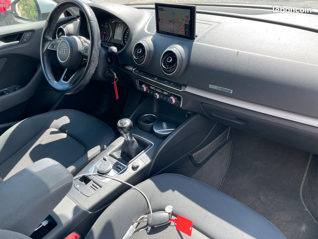 Audi a3 sportback 1.6 tdi 110 ambiente (image 4)
