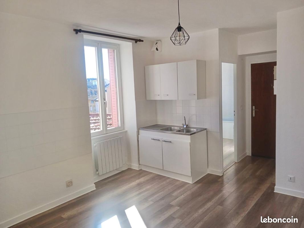 Appartement a louer oyonnax - 3 pièce(s) - 52 m2 - Surfyn