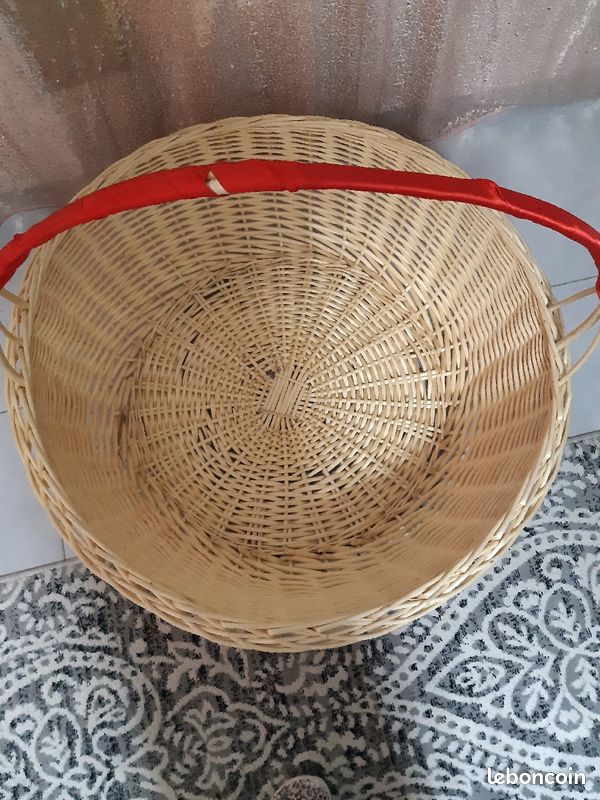 Panier en osier (image 1)