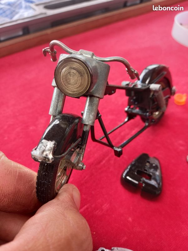 Miniature Harley Davidson flh (image 2)