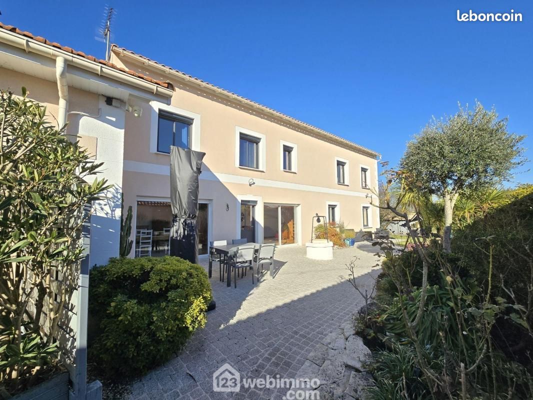 Maison 6 pièces 221 m² · à Eysines · 221 m² · 750 000 €