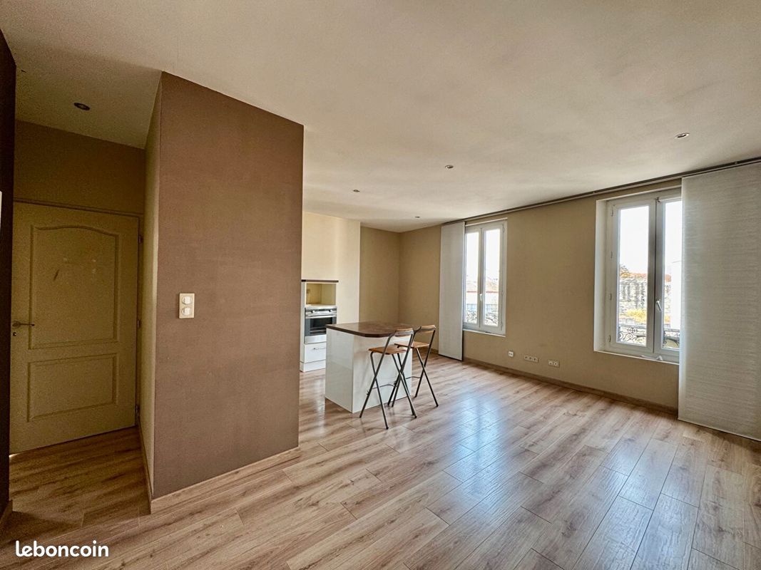 Appartement a louer avignon - 3 pièce(s) - 61 m2 - Surfyn