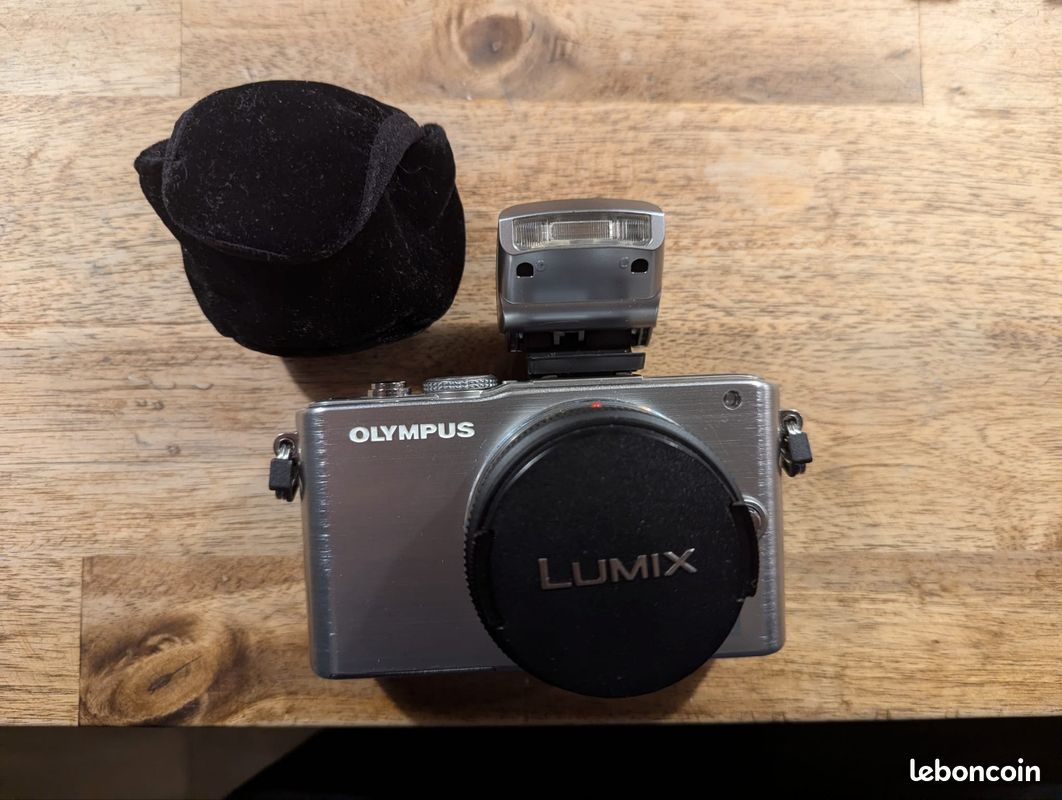 Olympus TG-6 Rouge - Appareil photo numérique - | Muséericorde