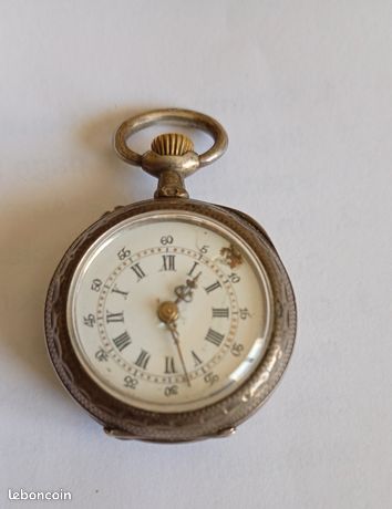 Châtelaine Ancienne Pour Montre à Gousset - Occasion, Métal Jaune, état Montrant L'usure