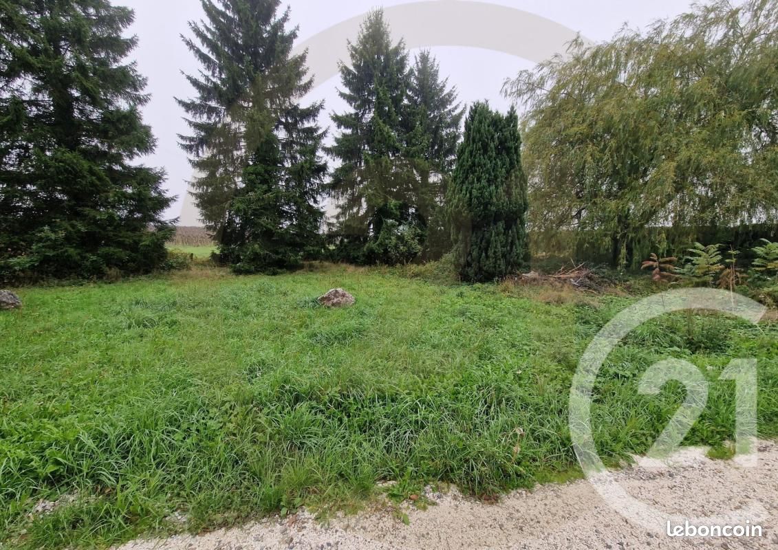Terrain 1337 m² · à Châtonnay · 95 000 €