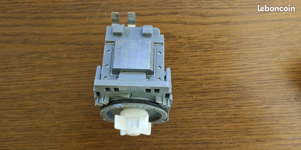 Pompe De Vidange Pour Lave-vaisselle Brandt – Réf 32X4563 – Neuve Sous Emballage