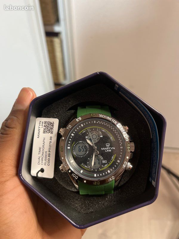 Montre CHRONOGRAPHE (image 1)