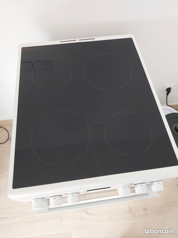 Cuisinière (image 2)