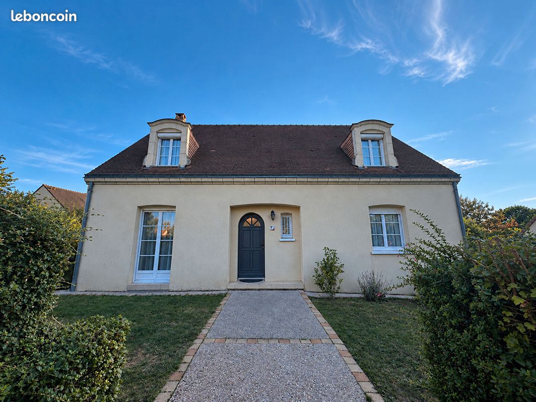 Maison 6 pièces 143 m² · au Mans · 143 m² · 364 000 €