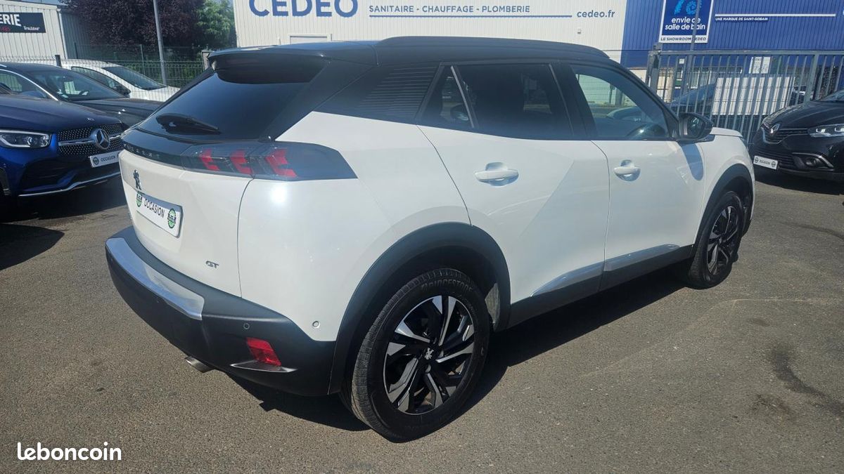 Peugeot 2008 BlueHDi 130 S&S EAT8 GT (image 5)