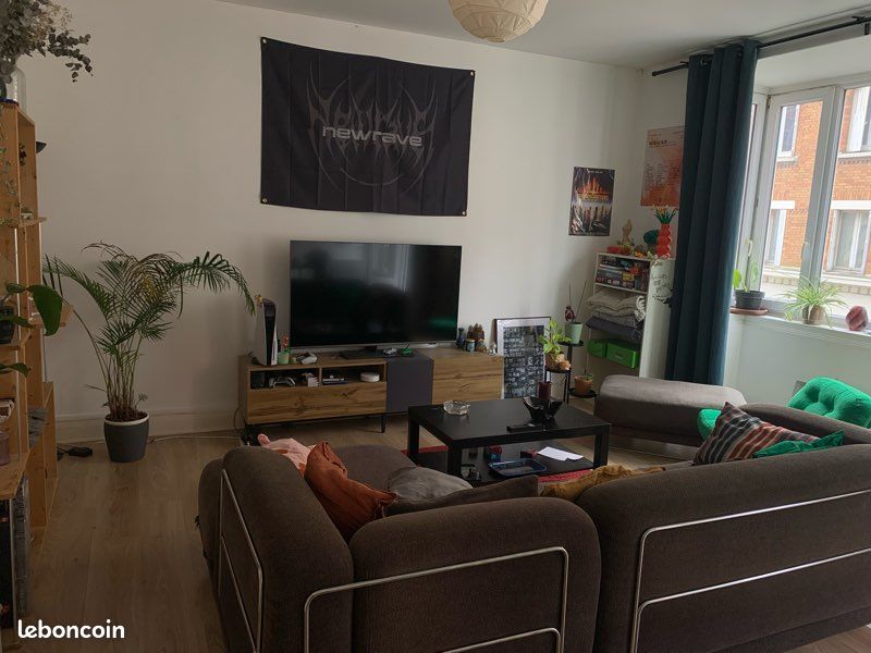 Appartement 5 pièces 98 m² · à Lille · 98 m² · 665 €