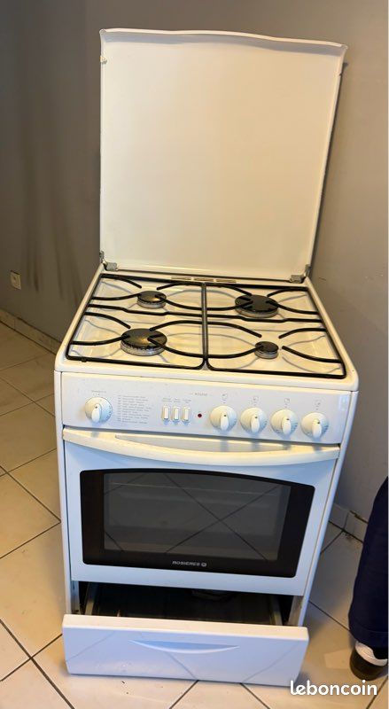 Gazinière 4 feux avec four à gaz et tiroir de rangement (image 1)