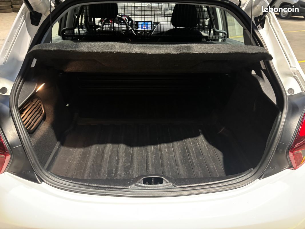 Peugeot 208 affaire hdi 100 CH PREMIUM PACK 51.569 km 8.825 ht (10.590 ttc) (image 4)