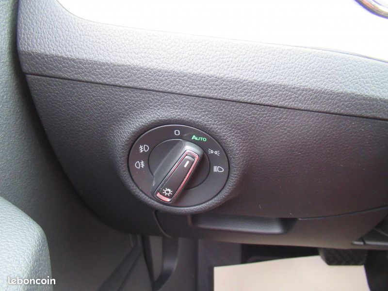 Skoda SUPERB COMBI 2.0 TDI 150CH SCR BUSINESS DSG7 (image 18)
