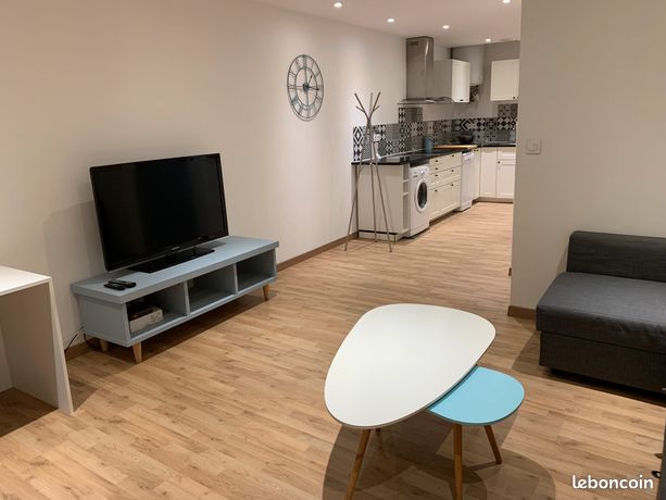 Appartement 2 pièces 52m² Eyguières centre proche Salon de Provence