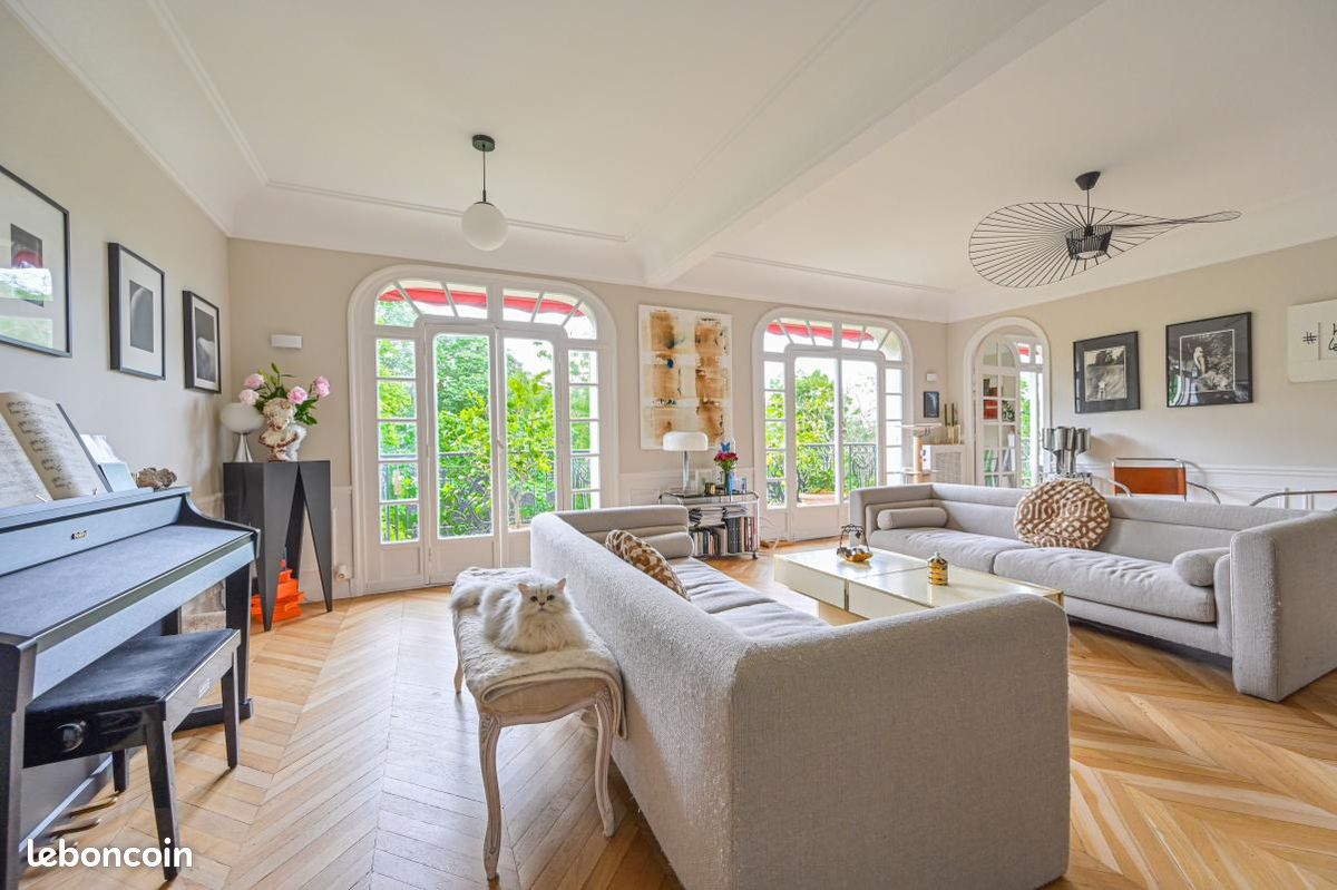 Appartement 3 pièces 92 m² · à Paris · 92 m² · 3 234 €/mois