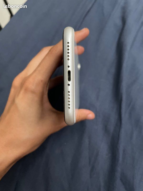 Iphone xr pour pièces (image 6)