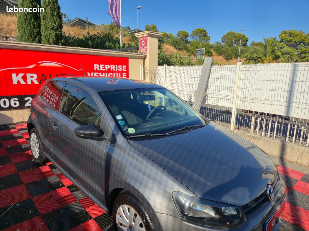 Volkswagen POLO V Style DSG 1.6 tdi 90 cv carplay a saisir (image 4)
