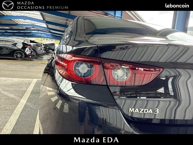 Mazda Mazda 3 Berline 2.0 e-SKYACTIV-X M-Hybrid 186ch Takumi BVA 2025 (image 17)