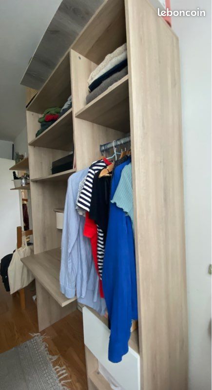 Étagère, bureau et penderie (image 2)