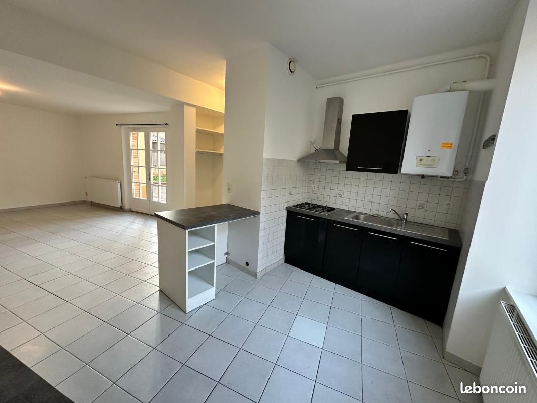 Appartement 2 pièces 68 m² · à Caussade · 68 m² · 650 €/mois