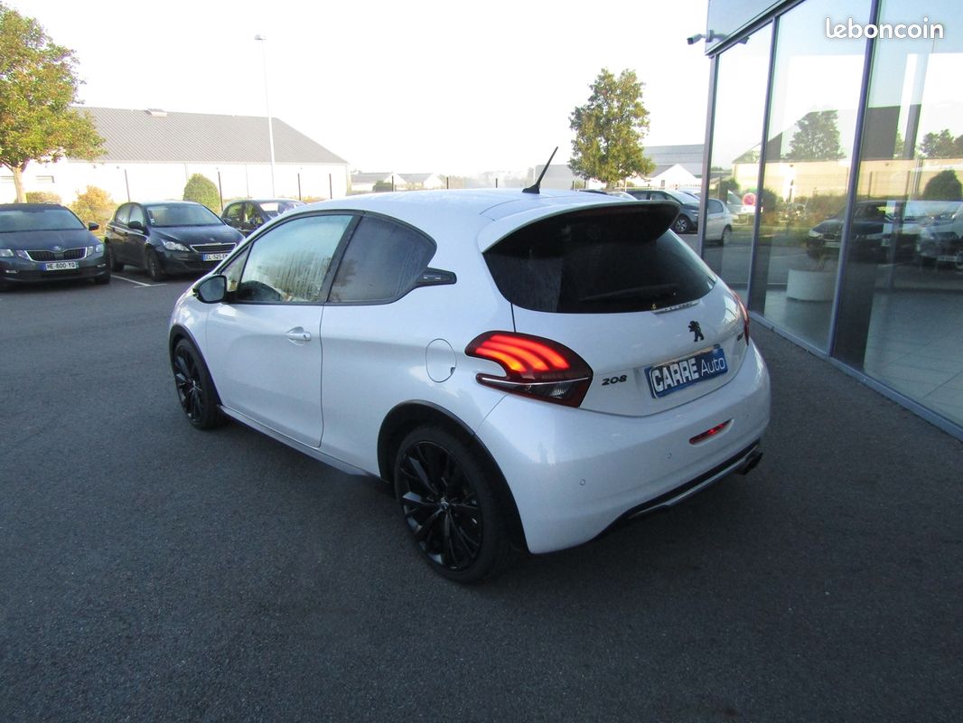 Peugeot 208 1.6 THP 208CH GTI BY PEUGEOT SPORT S&S 3P (image 6)