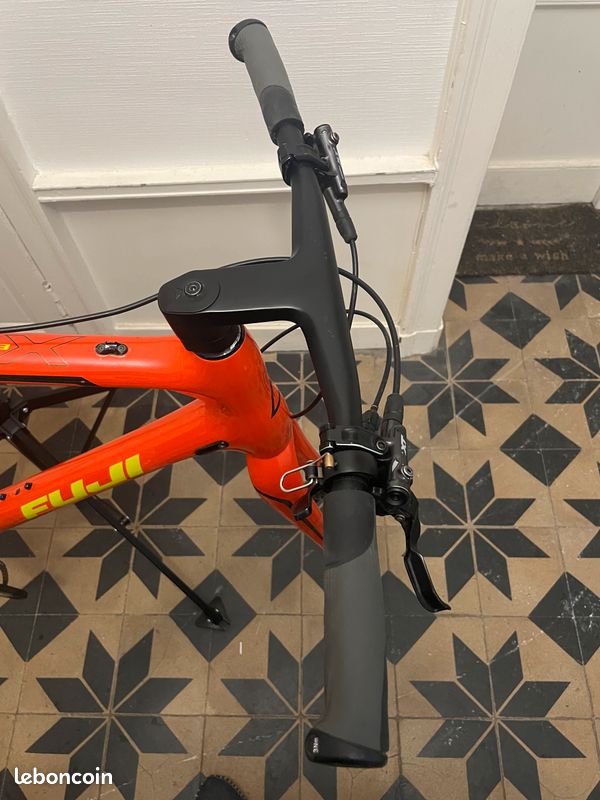 Écrou antivol vélo ABUS NutFix M10 RD - Équipements vélos
