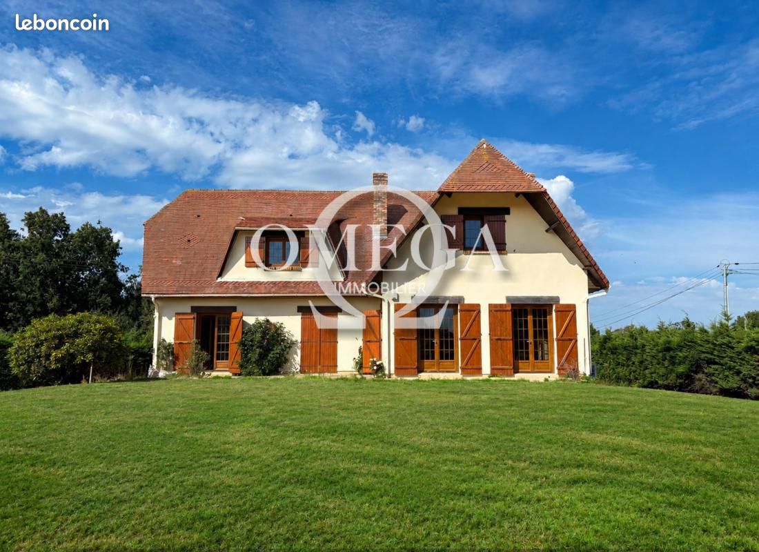 Maison 6 pièces 197 m² · à Octeville-sur-Mer · 197 m² · 451 000 €
