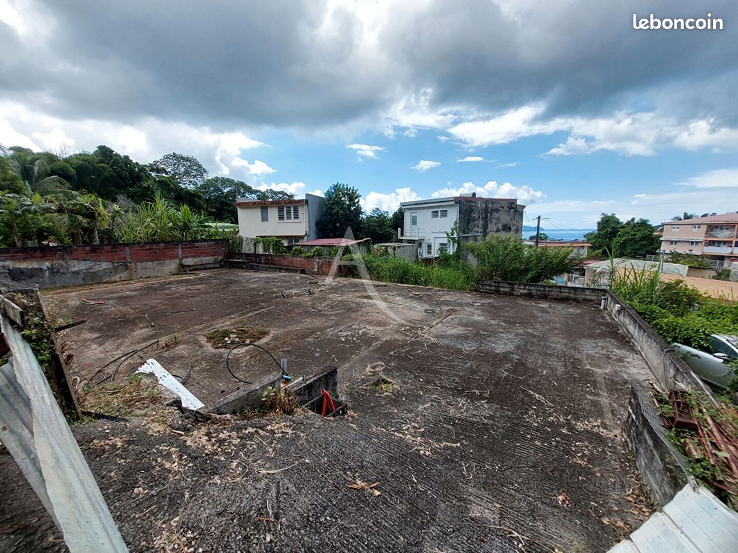 Terrain 458 m² FORT DE FRANCE (image 1)