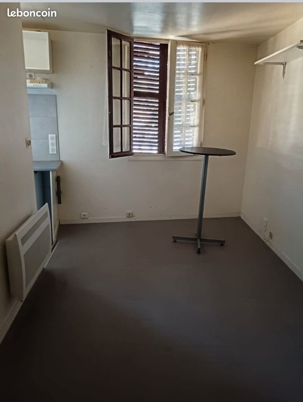 Appartement 1 pièce 14 m² · à Tulle · 14 m² · 200 €
