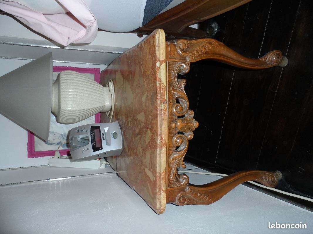 Vend petit table basse style louix 15 (image 1)