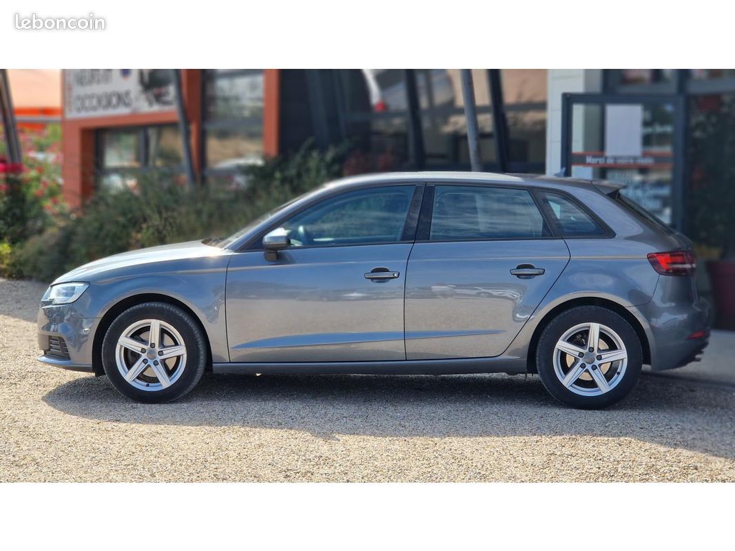 AUDI A3 Sportback 1.6 TDI - 110 Business Line (image 2)