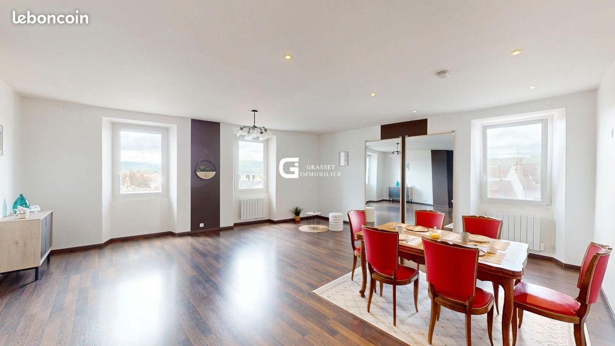 Appartement 3 pièces 103 m² · à Oyonnax · 103 m² · 125 000 €
