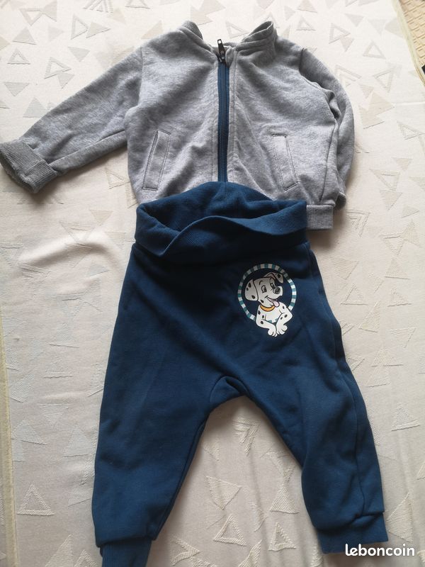 Ensemble Disney 101 Dalmatiens jogging et veste de survet 6 mois (image 7)