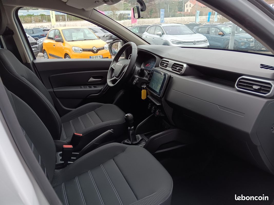 DACIA Duster ECO-G 100 4x2 Extreme (image 9)