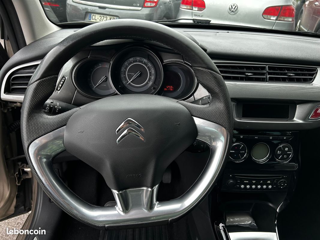 Citroën C3 II 1.4i 16V 95CH Exclusive / MOTEUR NON PURETECH (image 5)