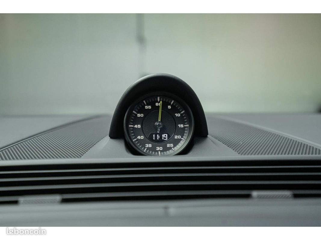PORSCHE PANAMERA Sport Turismo 2.9i V6 - 330 - BV PDK - Stop&Start SPORT TURISMO TYPE 971 BREAK 4 E-Hyb (image 26)