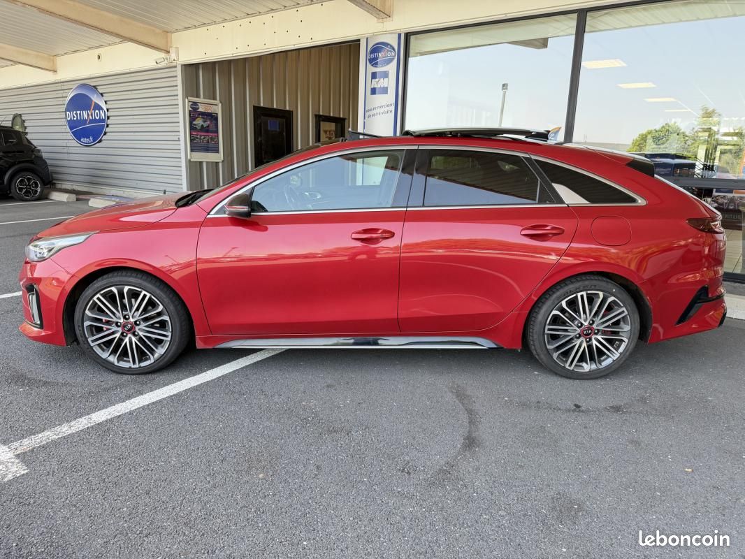 Kia Pro_cee'd 1.6 CRDI 136 DCT7 GT LINE PREMIUM (image 2)