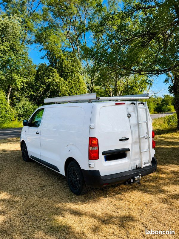 Citroën Jumpy 1.5 BlueHDi 120 | CarPlay | Caméra | Galerie | Attelage (image 2)