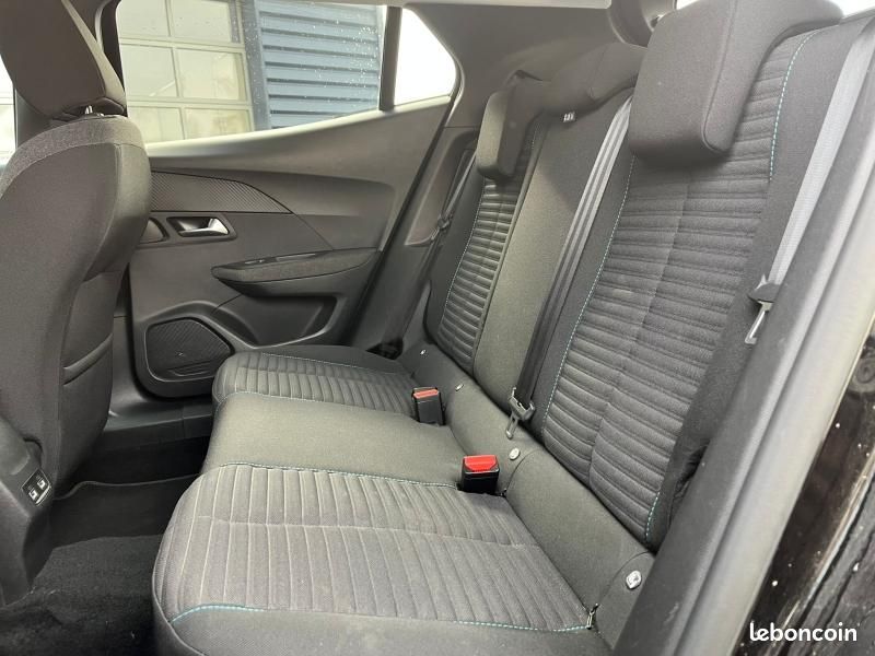 Peugeot 2008 e-2008 136ch Style (image 9)