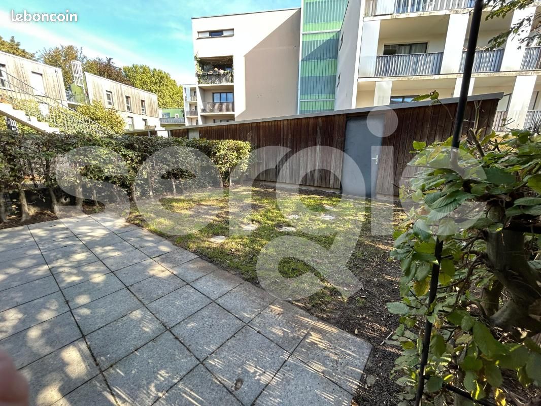 Appartement 3 pièces 68 m² · à Lille · 68 m² · 958 €/mois