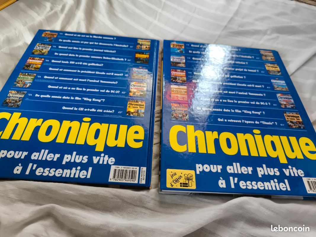 Lot de deux livres Chronique de l' année 1993 et 1994 (image 2)