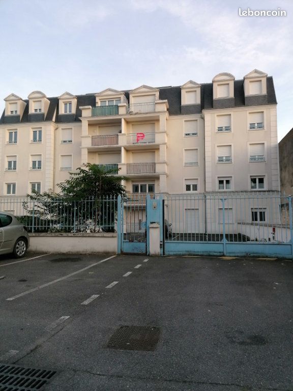 Appartement 3 pièces 63 m² · à Dammarie-les-Lys · 63 m² · 960 €/mois