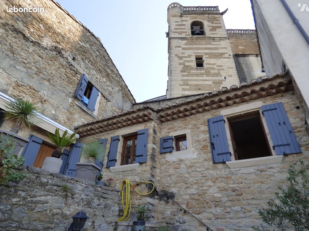 Maison 6 pièces 174 m² · à Grignan · 174 m² · 572 000 €