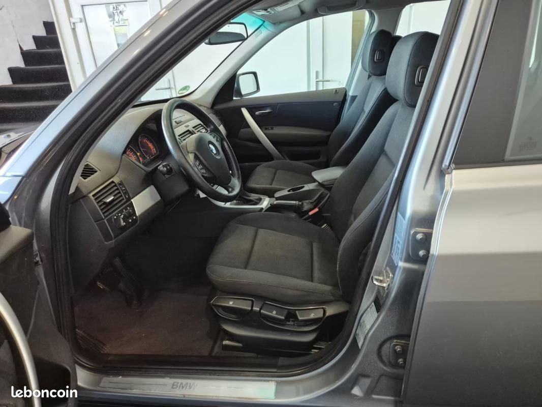BMW X3 xDrive20d 177 ch BVA / Attelage Sièges chauffants Radar AV-AR 4x4 (image 7)