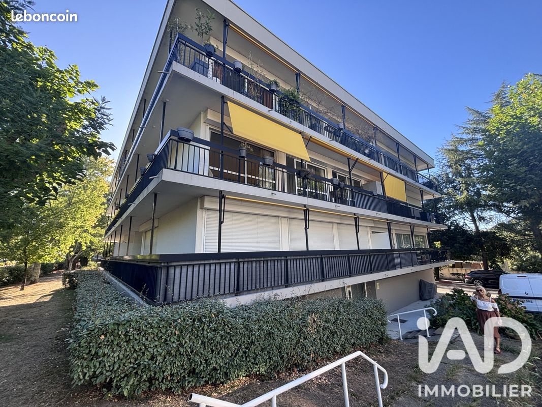 Appartement 4 pièces 80 m² · à Cenon · 80 m² · 200 000 €